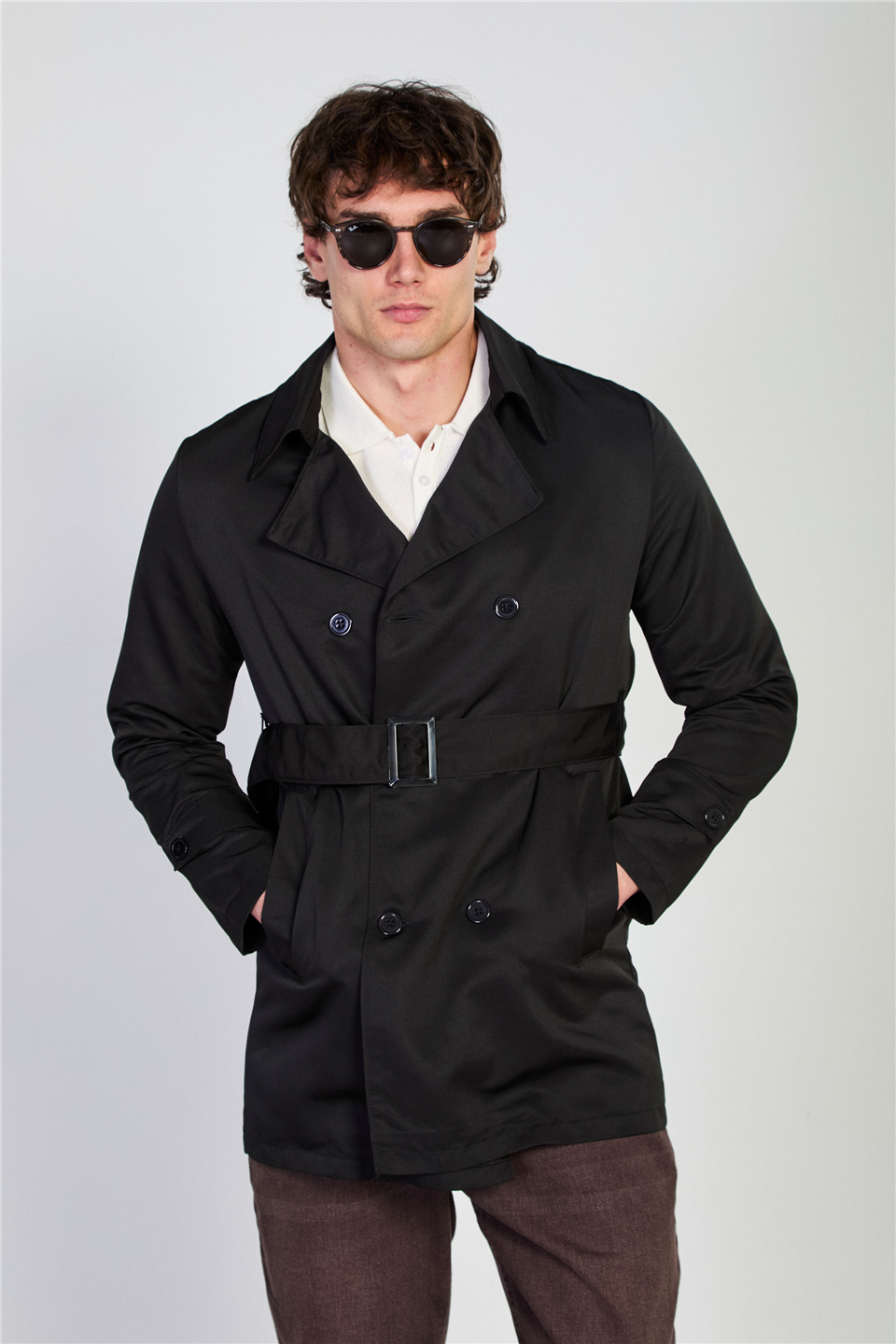 Erkek Düğmeli Kol ve Beli Kemerli Trenç - Siyah