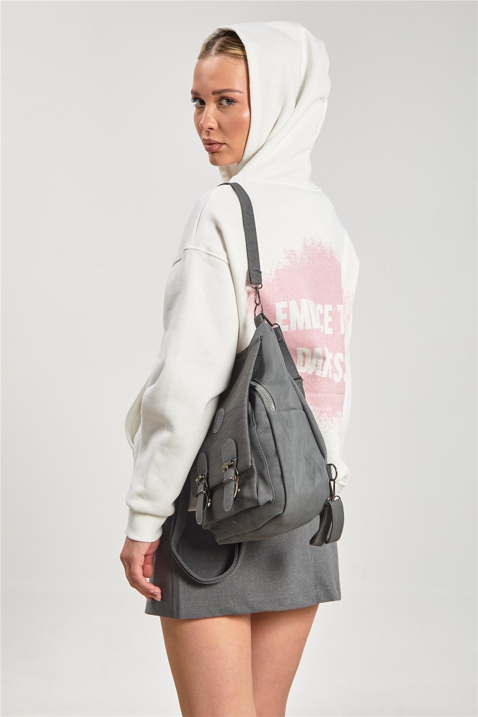 Kadın Arkası Simli Kanguru Cepli Sweatshirt - Ekru