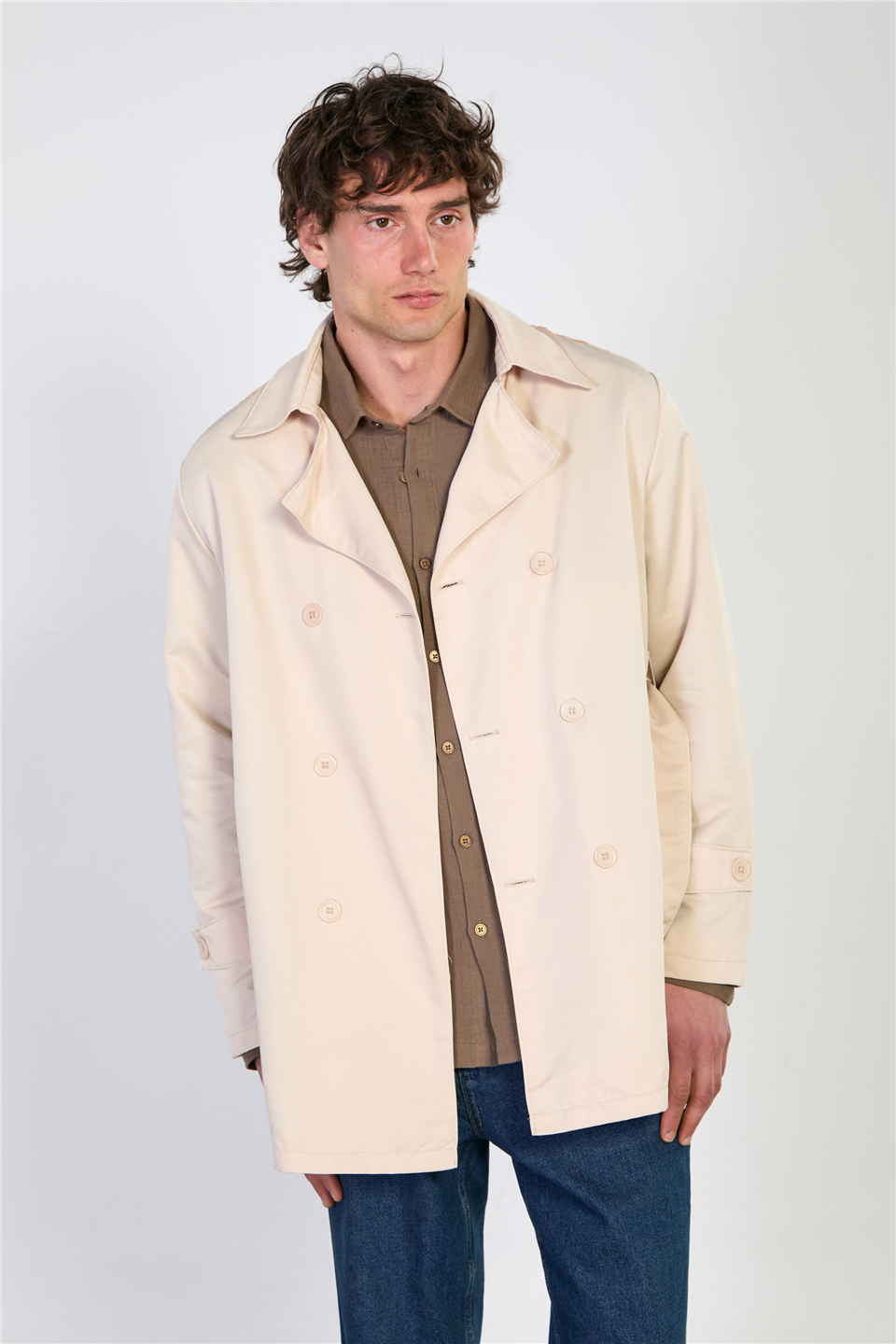 Erkek Düğmeli Kol ve Beli Kemerli Trenç - Bej