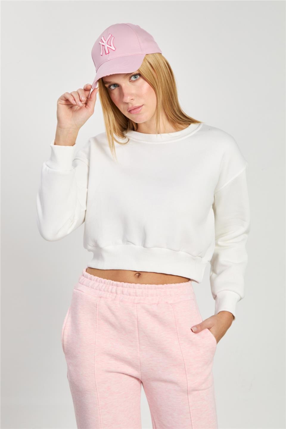 Kadın Bisiklet Yaka Crop Sweatshirt - Ekru