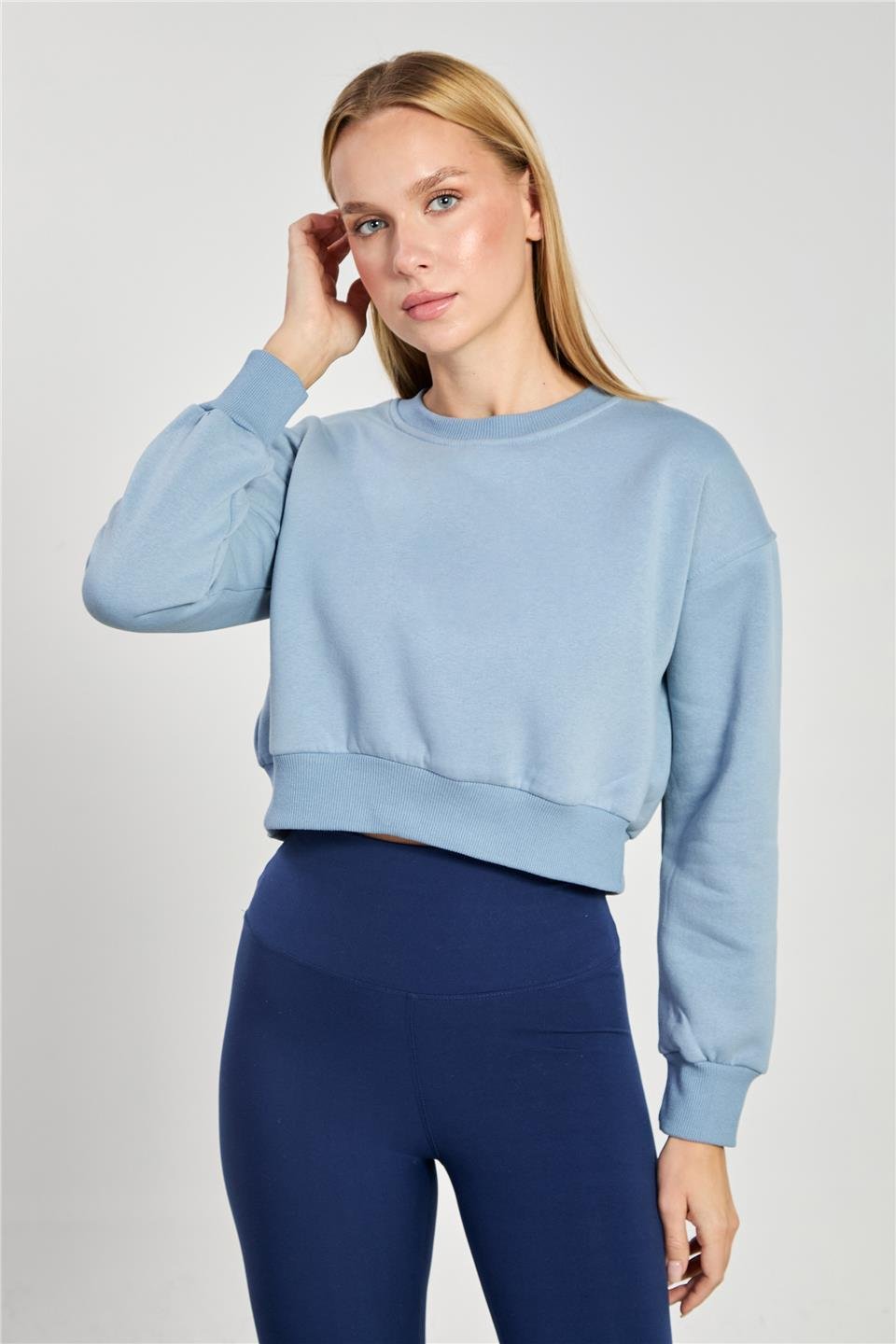 Kadın Bisiklet Yaka Crop Sweatshirt - Gök Mavi
