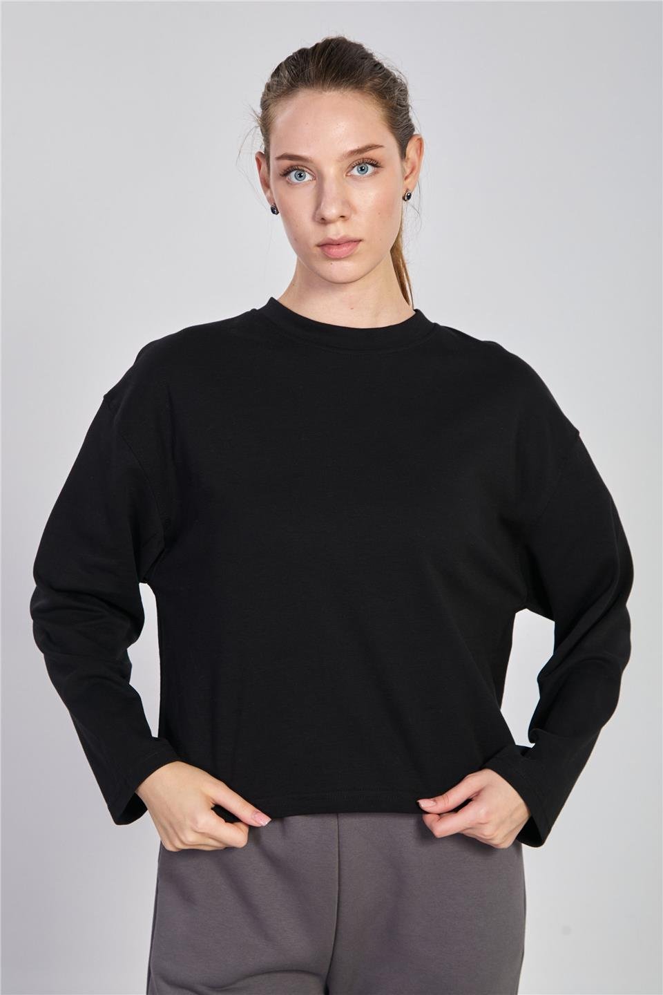 Kadın Bisiklet Yaka Oversize Sweatshirt - Siyah