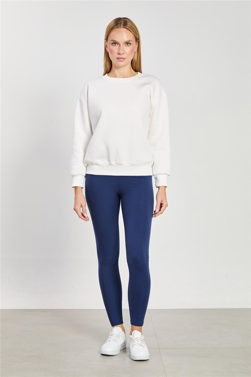 Kadın Bisiklet Yaka Oversize Sweatshirt - Ekru