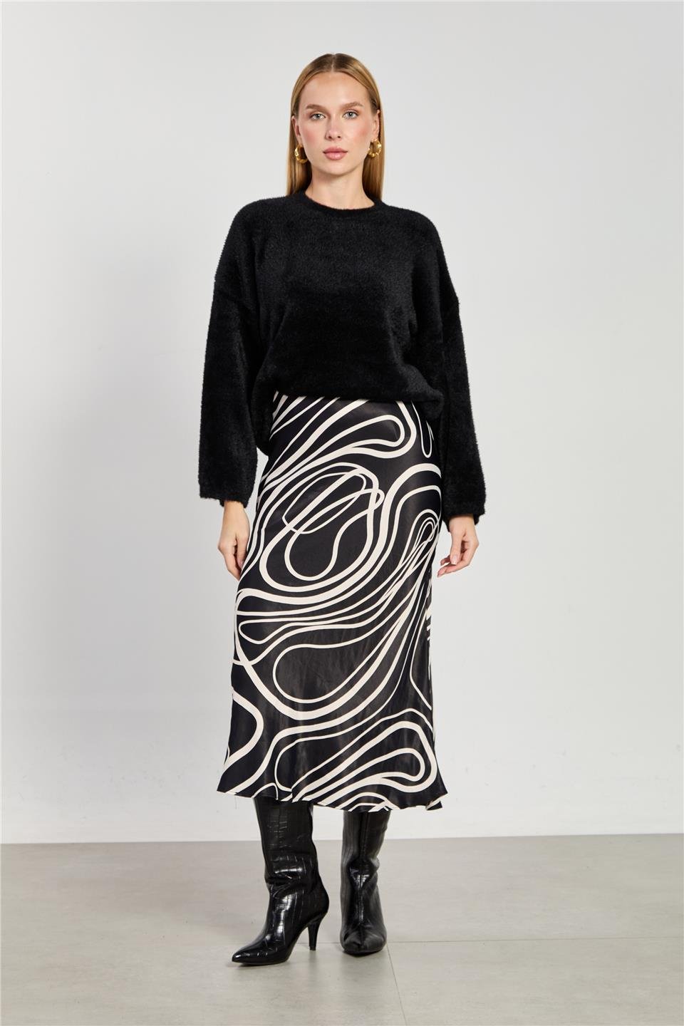 Kadın Çizgi Desen Midi Etek - Siyah Ekru