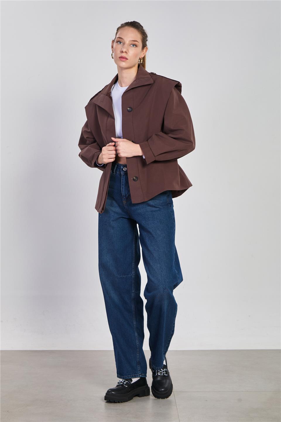 Kadın Dik Yaka Beli Kemerli Kısa Trençkot - Acı Kahve