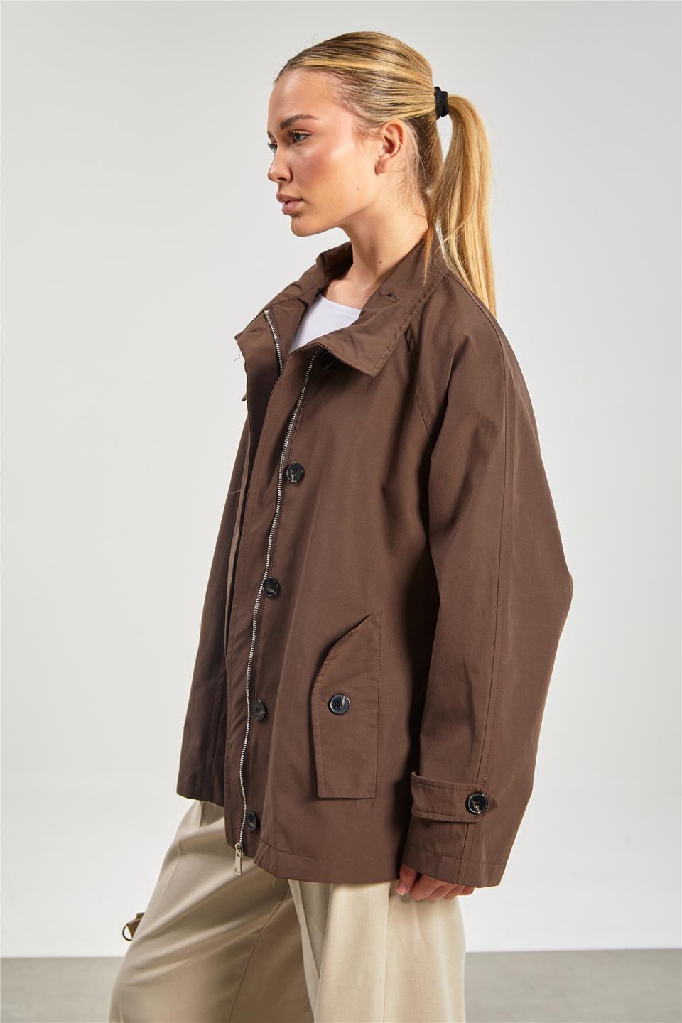 Kadın Dik Yaka Cepli Fermuarlı Trençkot - Kahve