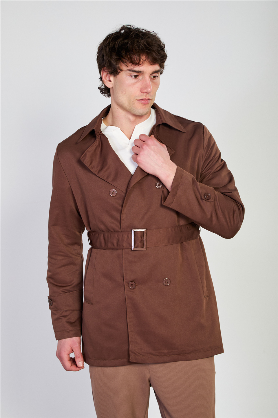 Erkek Düğmeli Kol ve Beli Kemerli Trenç - Kahve