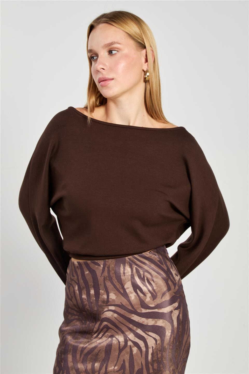 Kadın Geniş Yaka Sweatshirt - Kahve