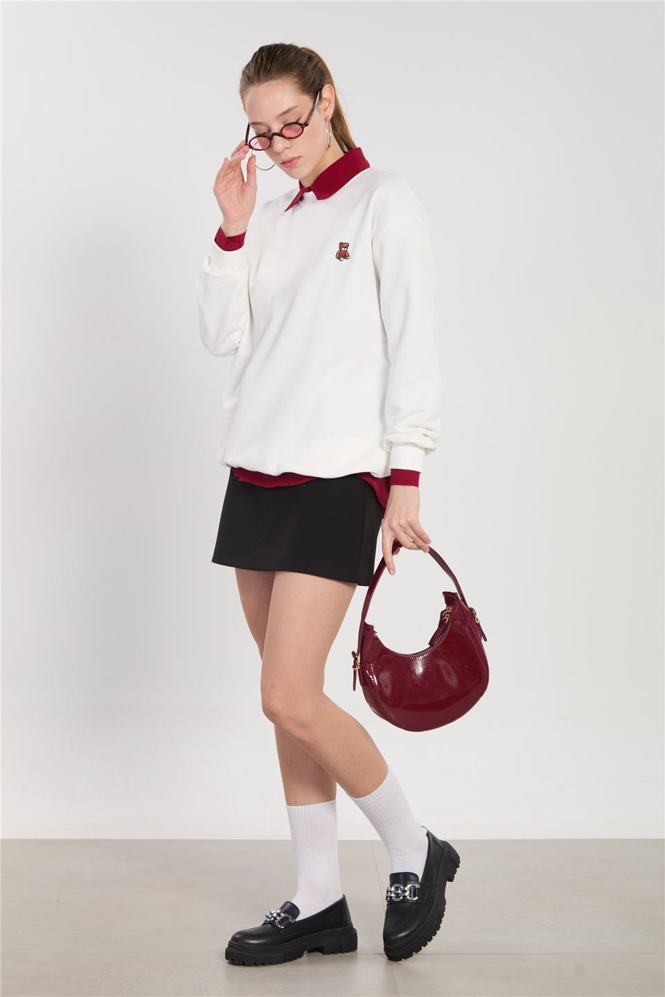 Kadın Göğsü Ayı Nakışlı Sweatshirt - Ekru