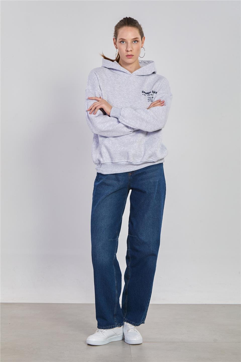 Kadın Göğüs ve Sırt Baskılı Kapüşonlu Sweatshirt - Kar Melanj 