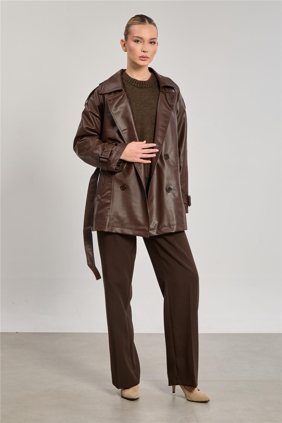 Kadın Beli Kuşaklı Deri Görünümlü Trençkot - Acı Kahve