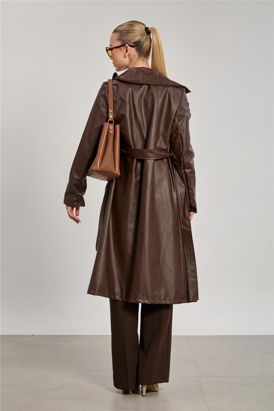 Kadın Deri Görünümlü Suni Trençkot - Acı Kahve