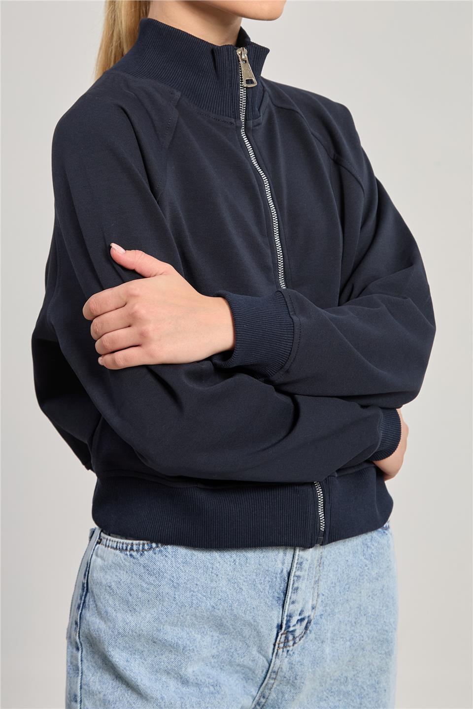 Kadın Dik Yaka Fermuarlı Sweatshirt - Lacivert 