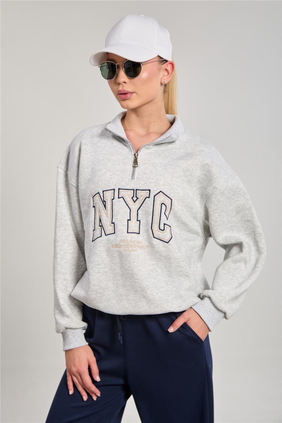 Kadın Dik Yaka Yarım Fermuarlı Baskılı Sweat - Kar Melanj