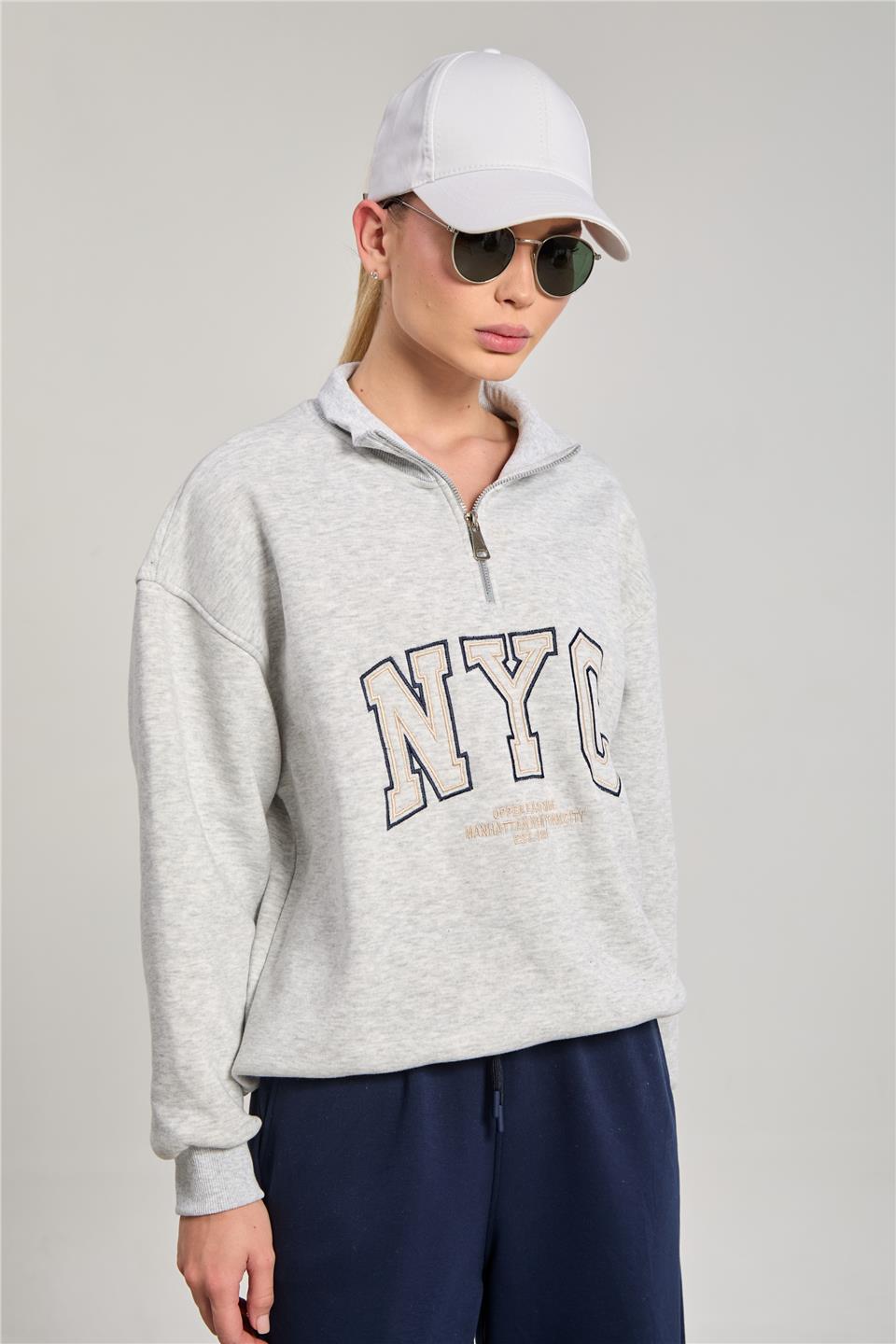 Kadın Dik Yaka Yarım Fermuarlı Baskılı Sweat - Kar Melanj