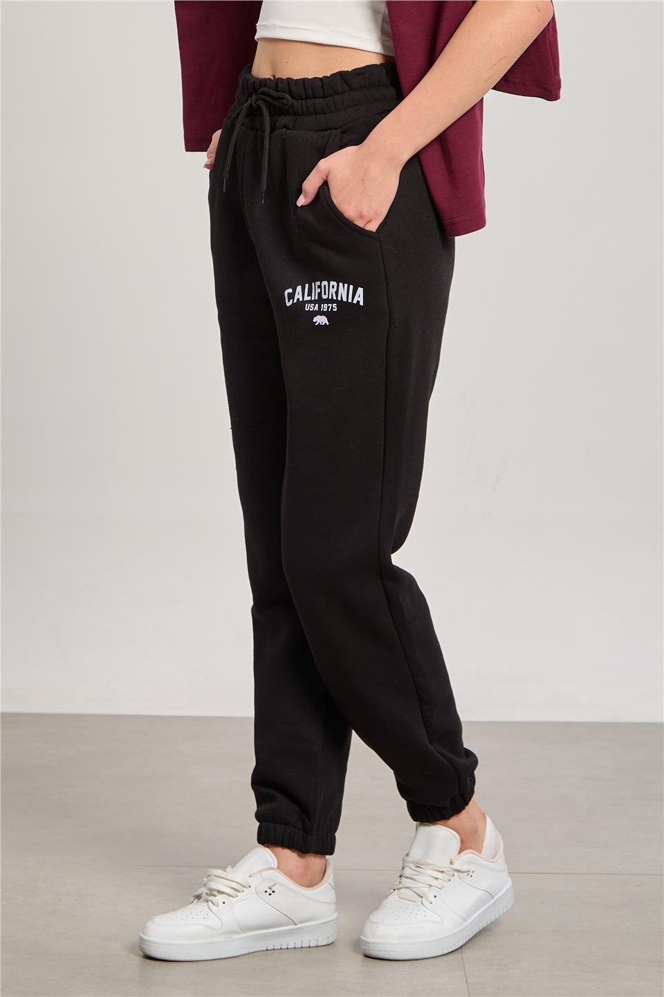 Kadın Paçası Lastikli California Basklı Eşofman Altı - Siyah