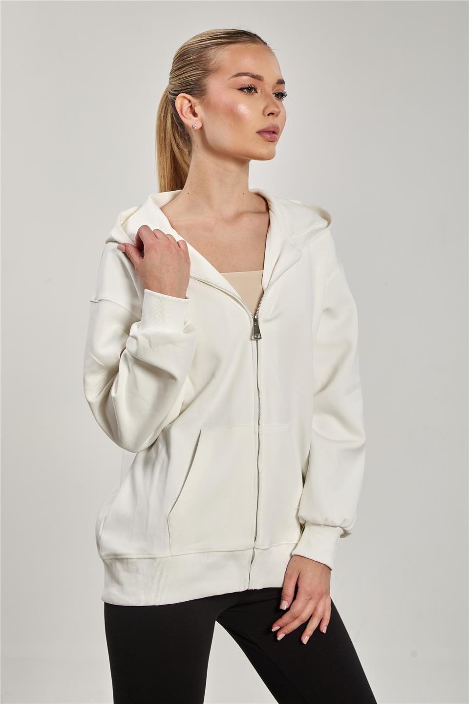 Kadın Kapüşonlu Fermuarlı Kanguru Cepli Sweatshirt - Ekru