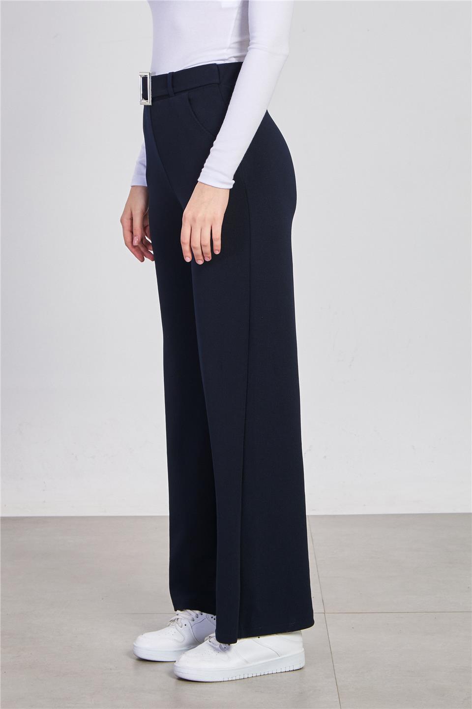 	Kadın Kemer Detaylı Bol Pantolon - Lacivert