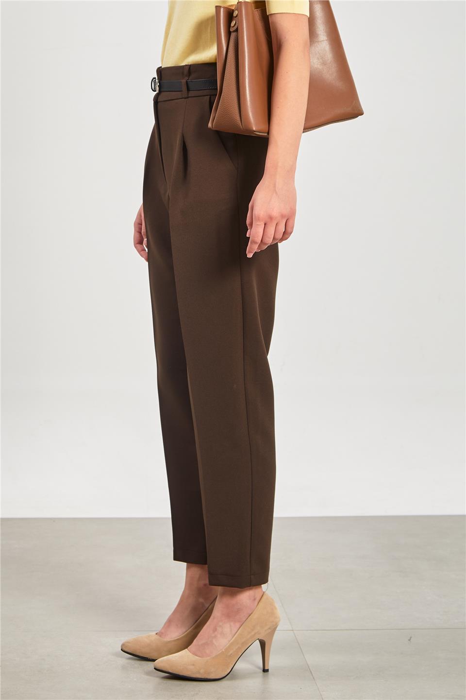 Kadın Kemerli Havuç Kumaş Pantolon - Kahve