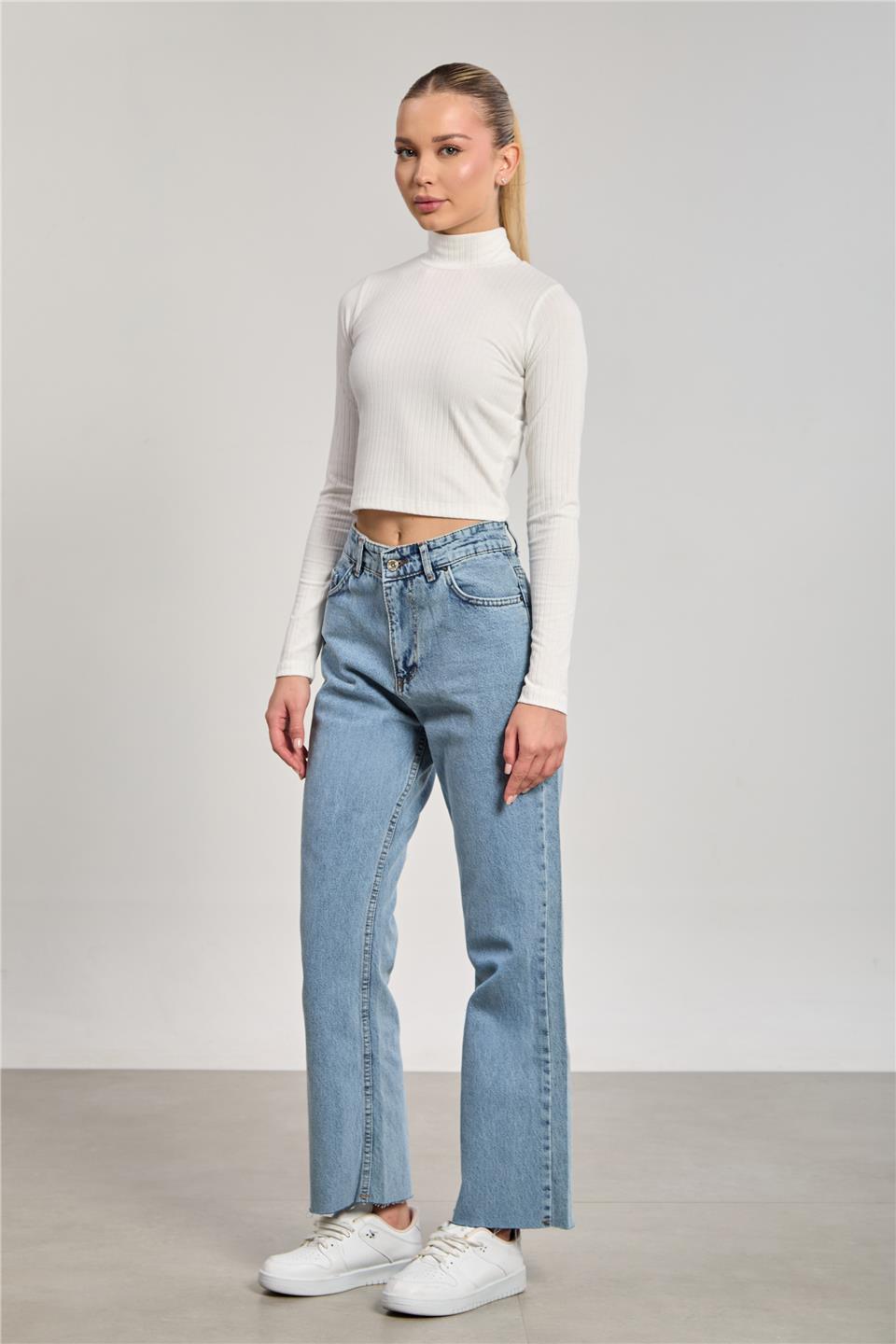 Kesik Paça Mom Fit Jean Pantolon - Mavi Kar Y.