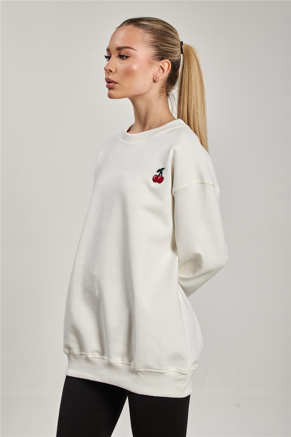 Kiraz Baskılı Bisiklet Yaka Kadın Sweatshirt - Ekru