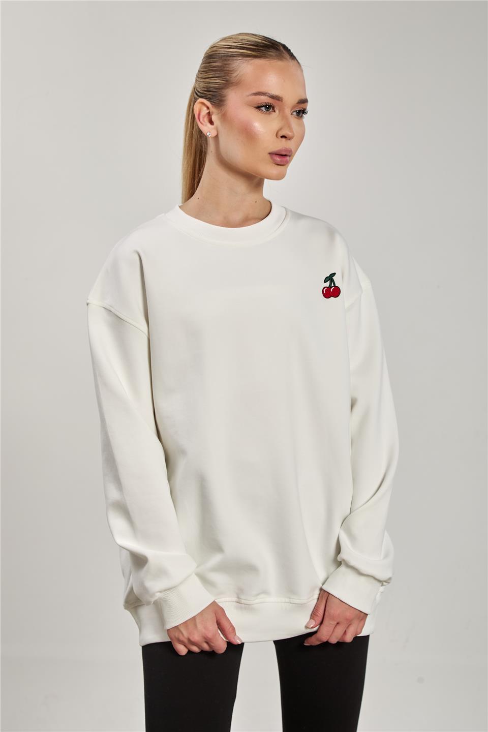 Kiraz Baskılı Bisiklet Yaka Kadın Sweatshirt - Ekru