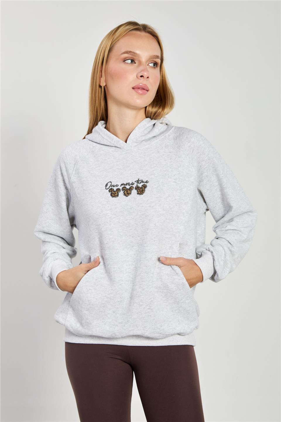 Kadın Önü Boncuk Baskılı Kapüşonlu Sweatshirt - Kar Melanj