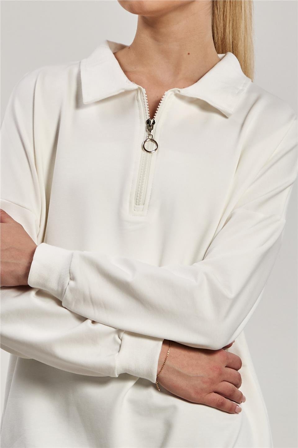 Kadın Önü Fermuarlı Polo Yaka Sweatshirt - Ekru