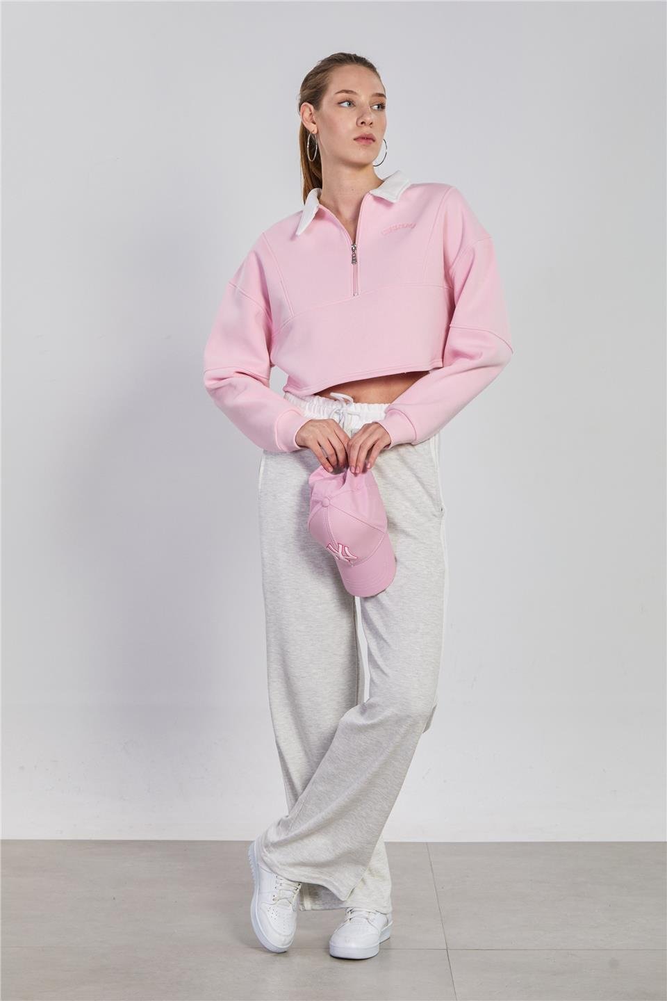 Kadın Polo Yaka Yarım Fermuarlı Sweatshirt - Pembe