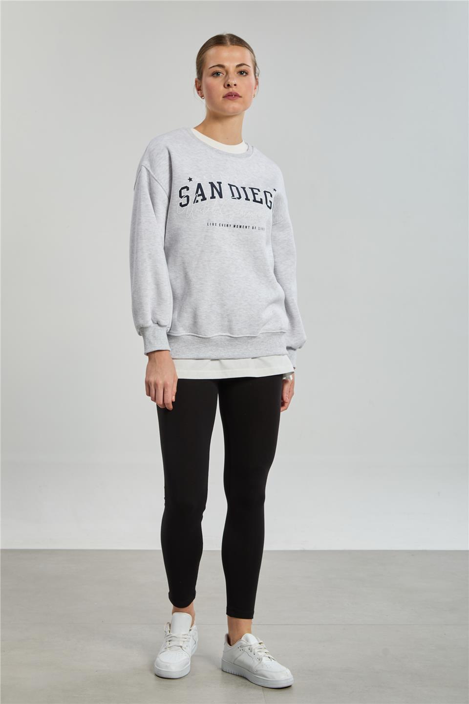 Kadın San Diego Baskılı Sweatshirt - Kar Melanj