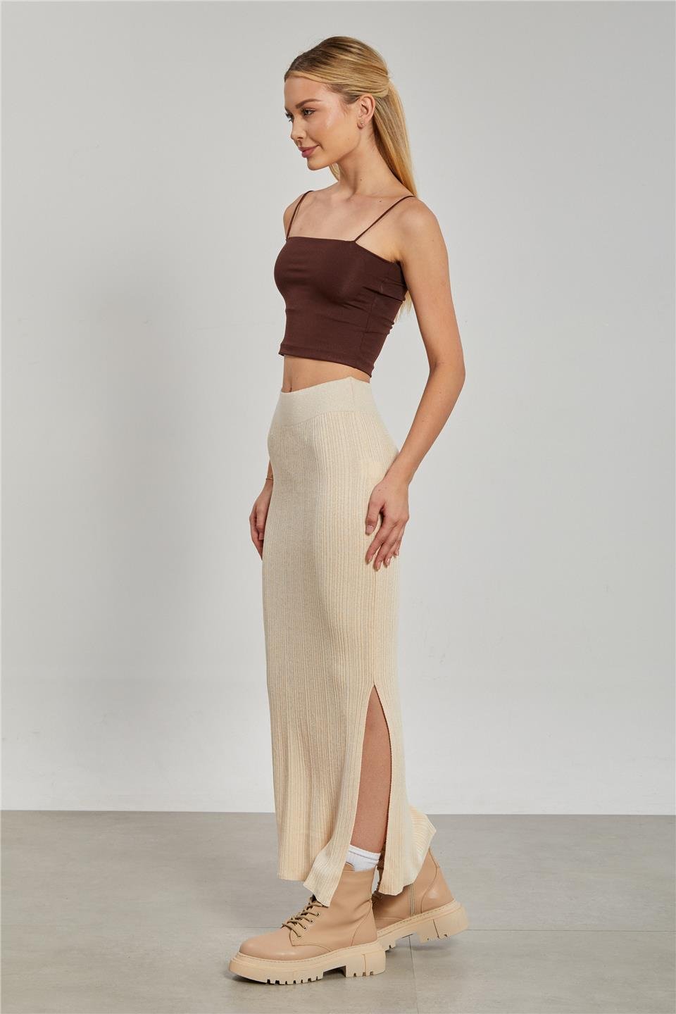 Triko Yırtmaçlı Kadın Etek - Taş Rengi