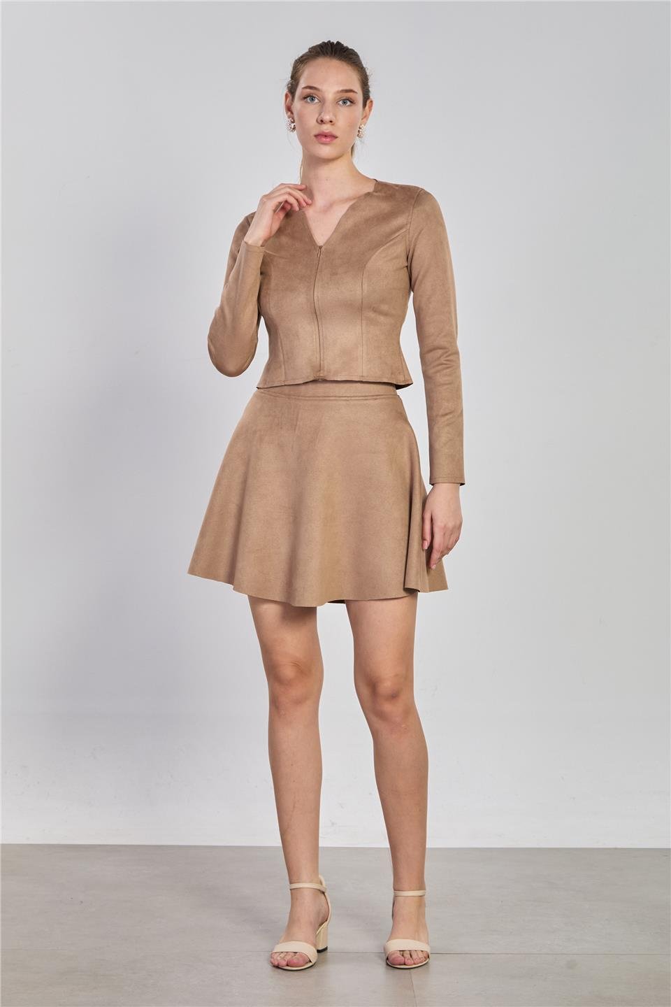 Kadın Volanlı Kısa Süet Etek - Vizon