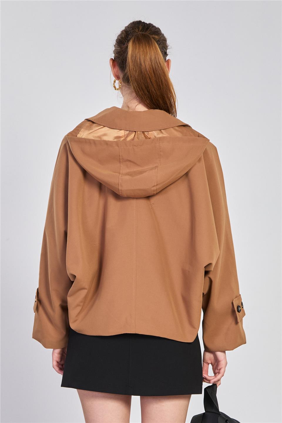 Yarasa Kol Kapüşonlu Kısa Trençkot - Camel