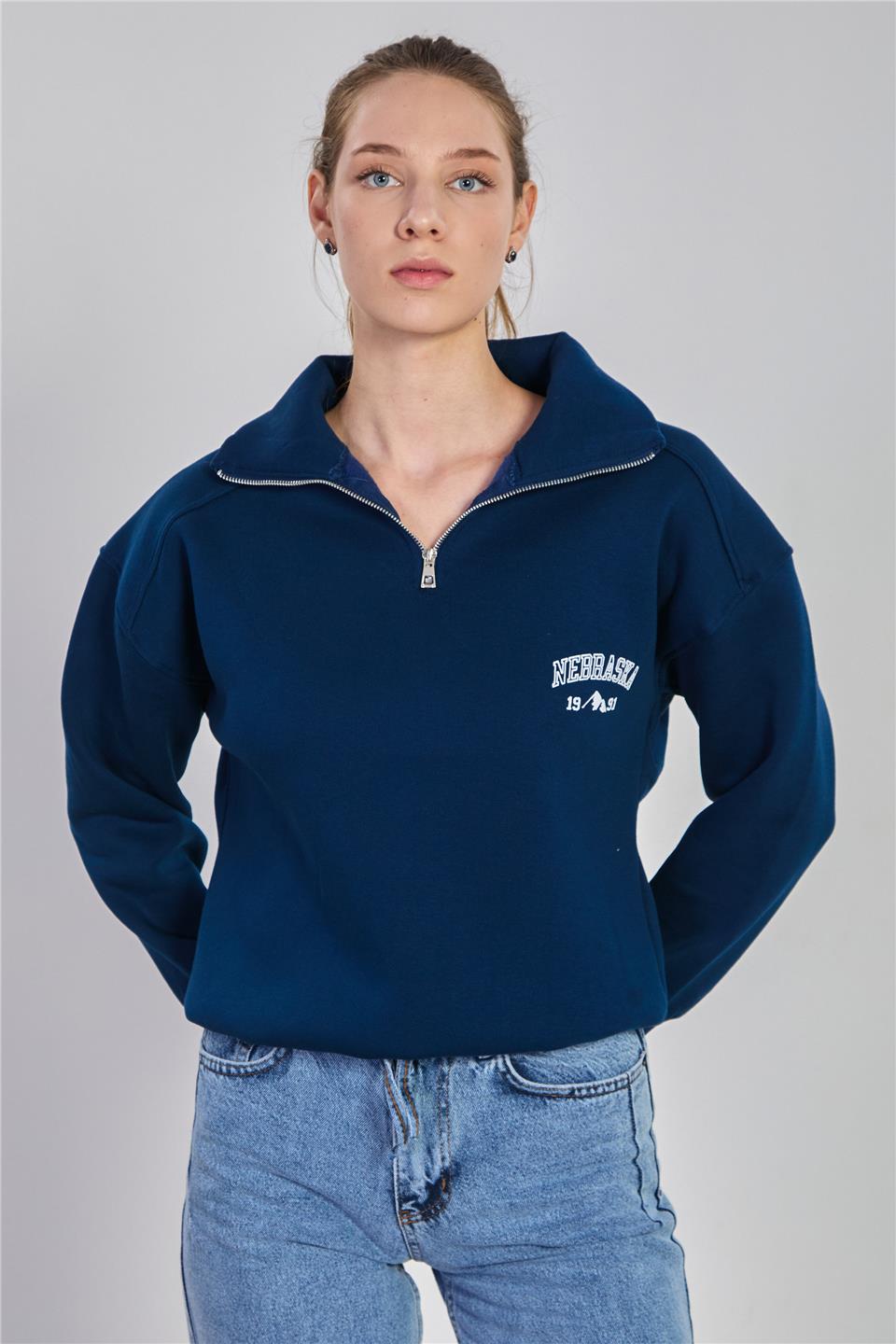 Kadın Yarım Fermuarlı Nebraska Baskılı Sweatshirt - Lacivert