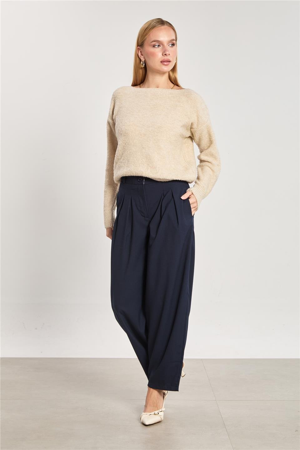 Kadın Pileli Havuç Pantolon - Lacivert
