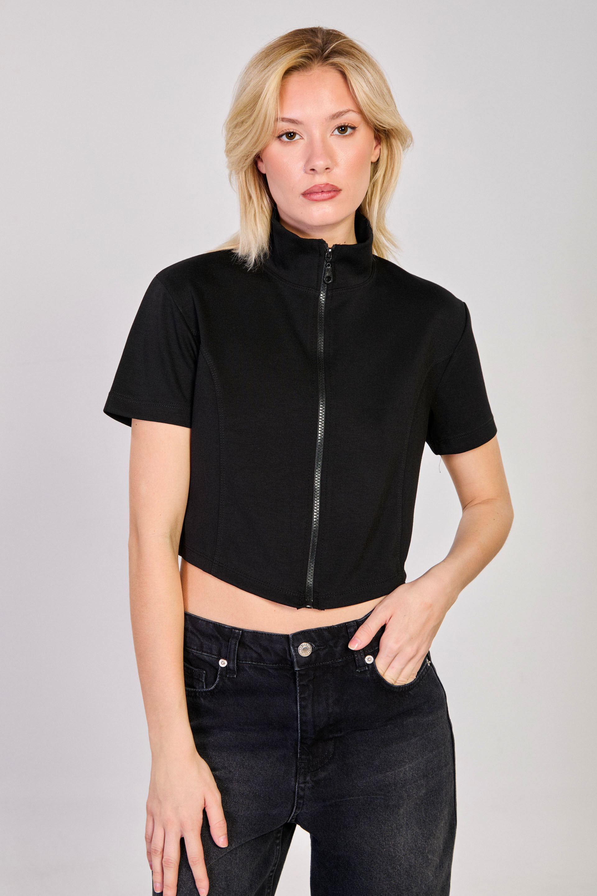 Kadın Kısa Kollu Fermuarlı Bluz - Siyah