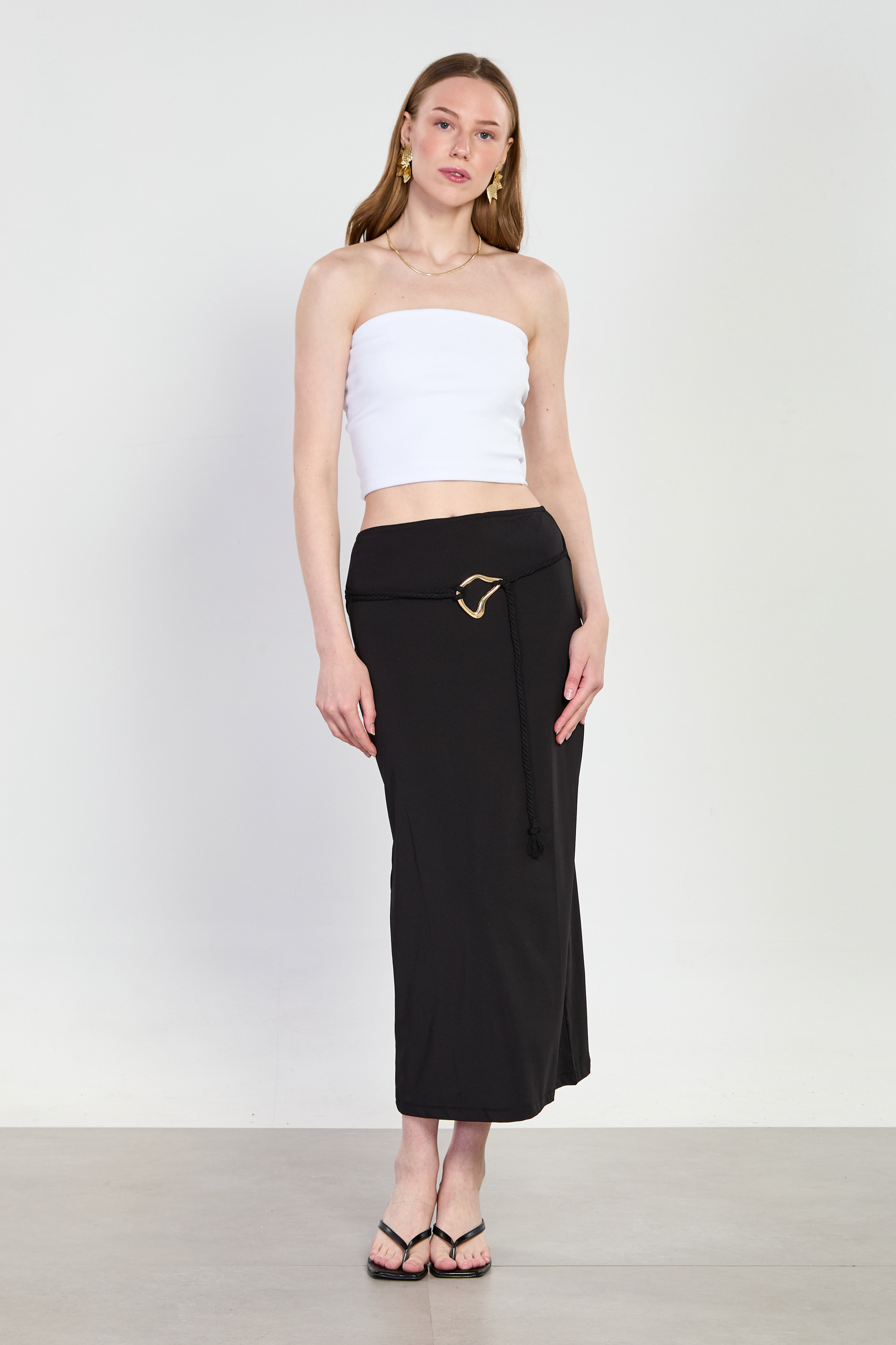 Kadın Kemerli Tokalı Midi Etek - Siyah