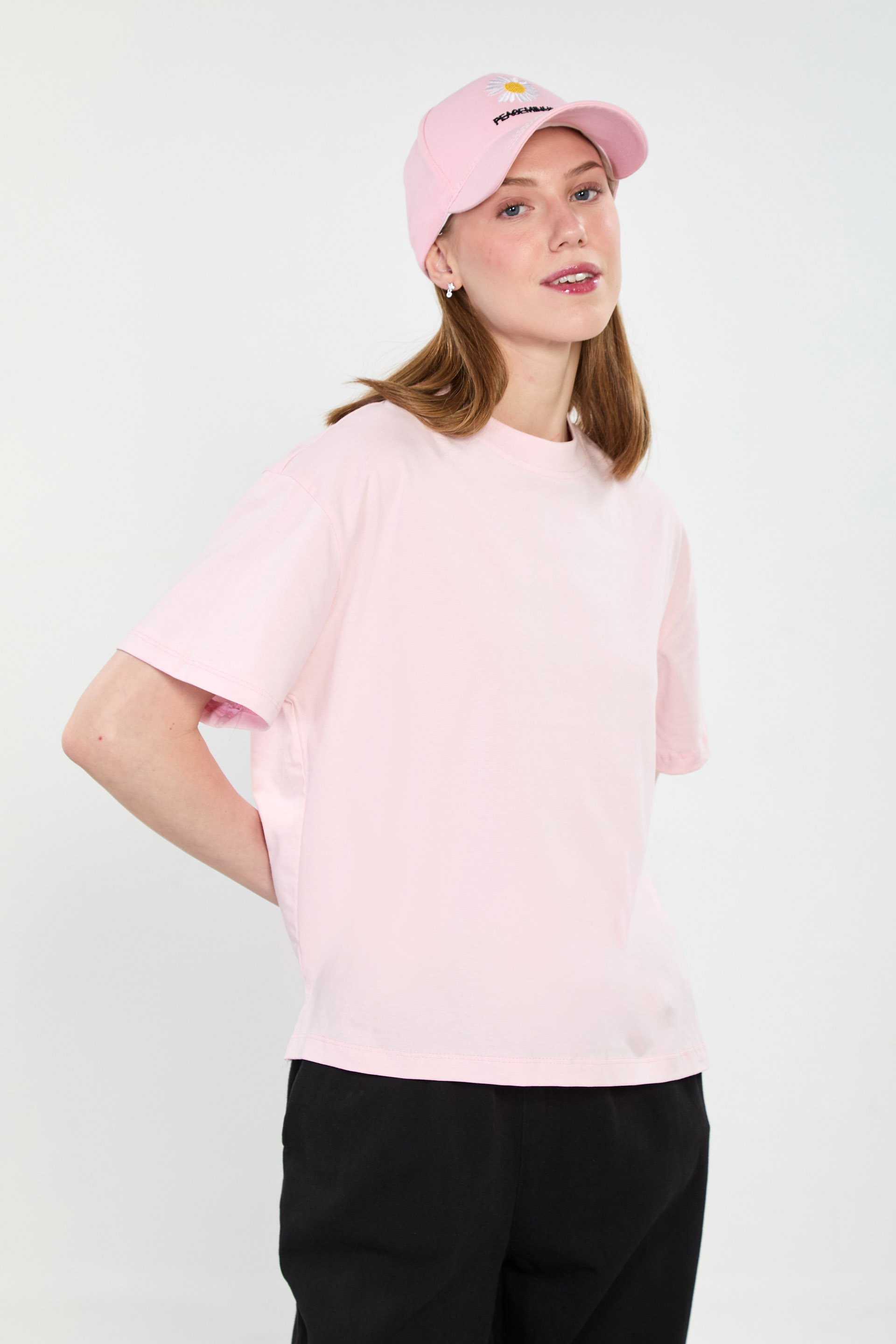 Kadın Dik Yaka Yanı Yırtmaçlı Basic T-Shirt - Toz Pembe