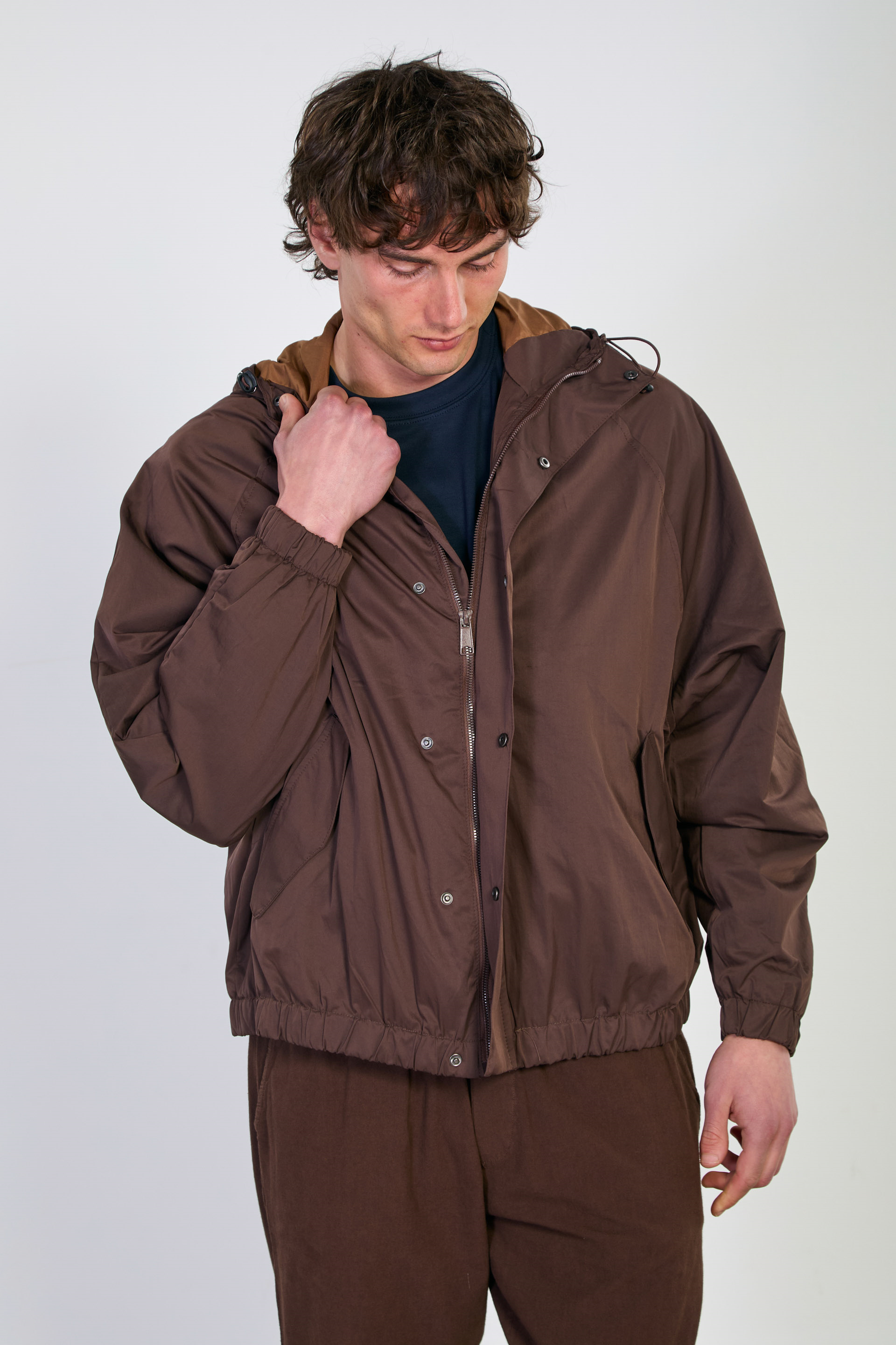 Erkek Kapüşonlu Çıtçıtlı Yağmurluk - Kahve