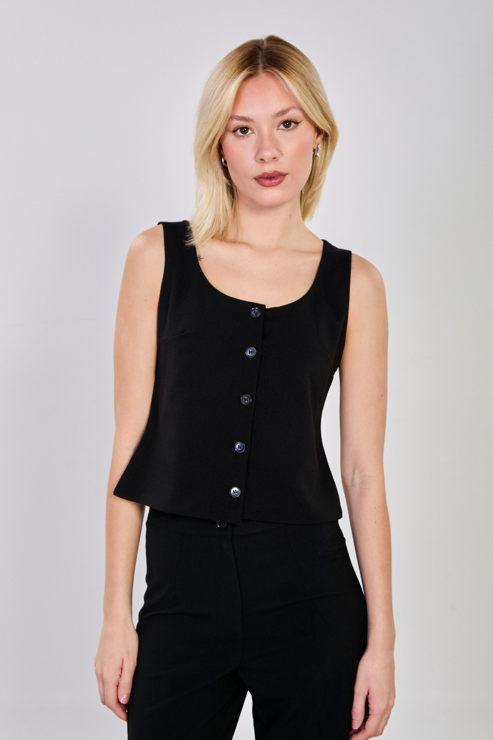 Kadın Düğmeli U Yaka Yelek - Siyah