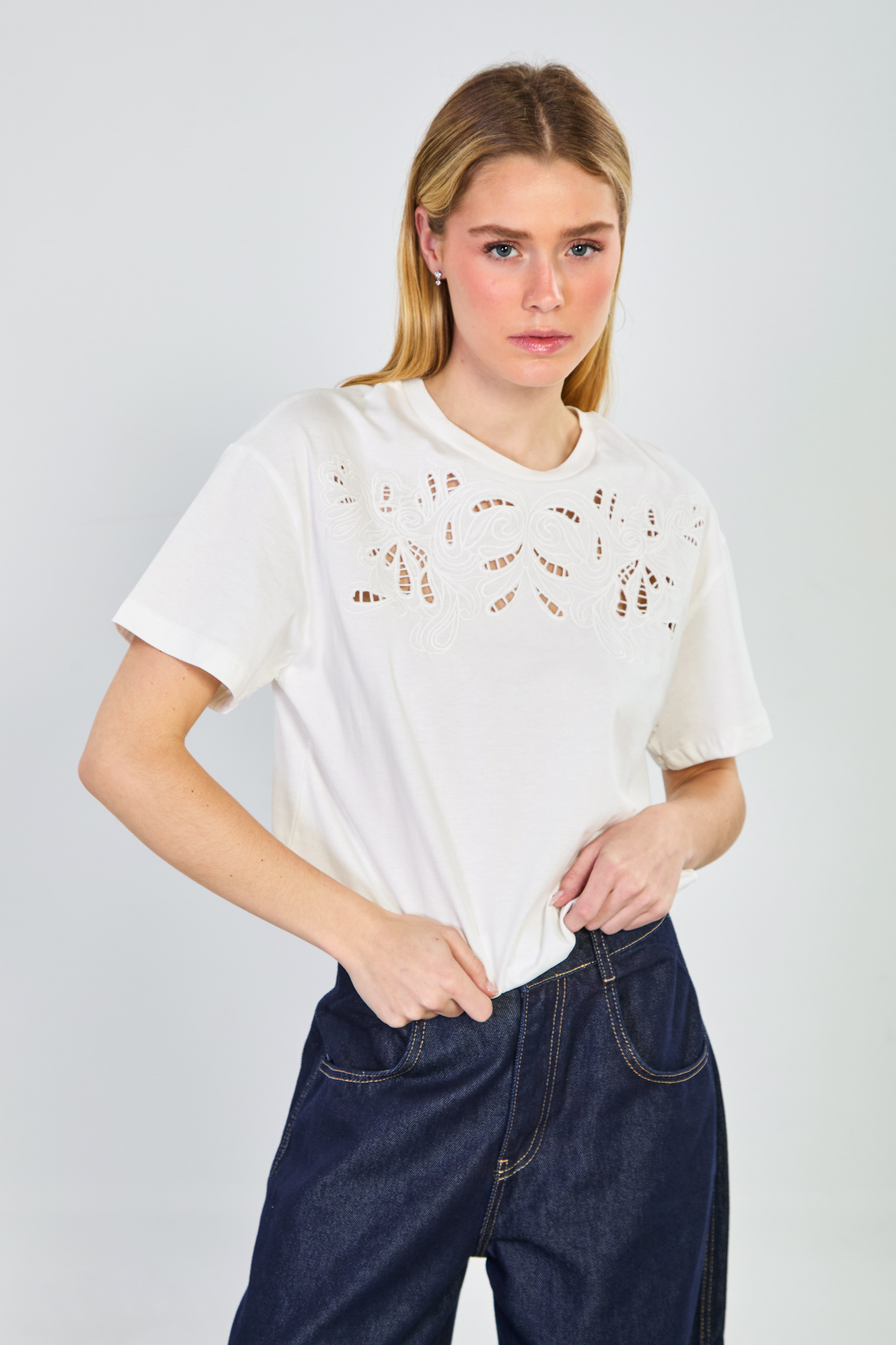 Kadın Brode İşlemeli T-Shirt - Ekru