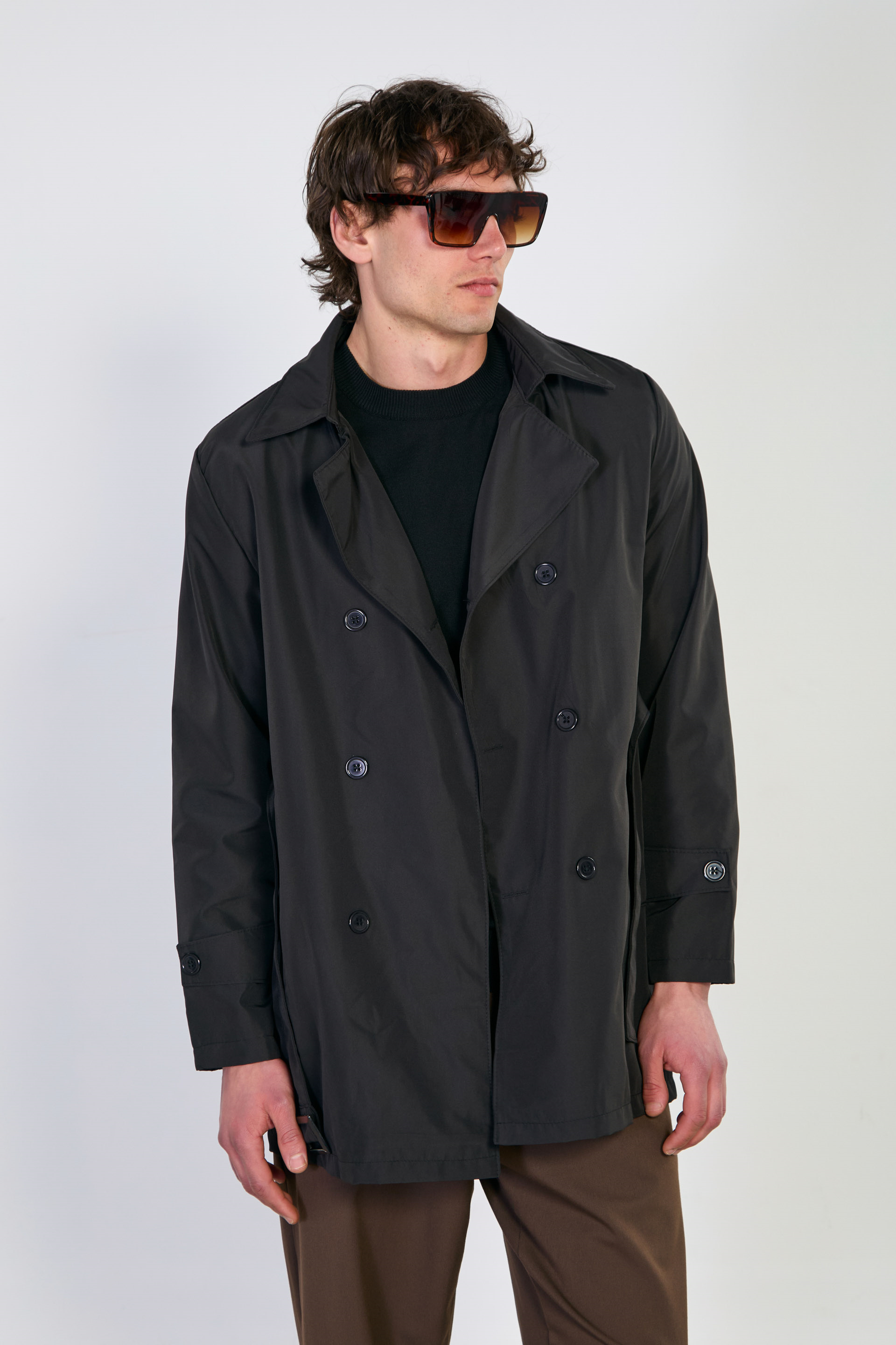 Erkek Beli Kuşaklı Düğmeli Trenç - Siyah