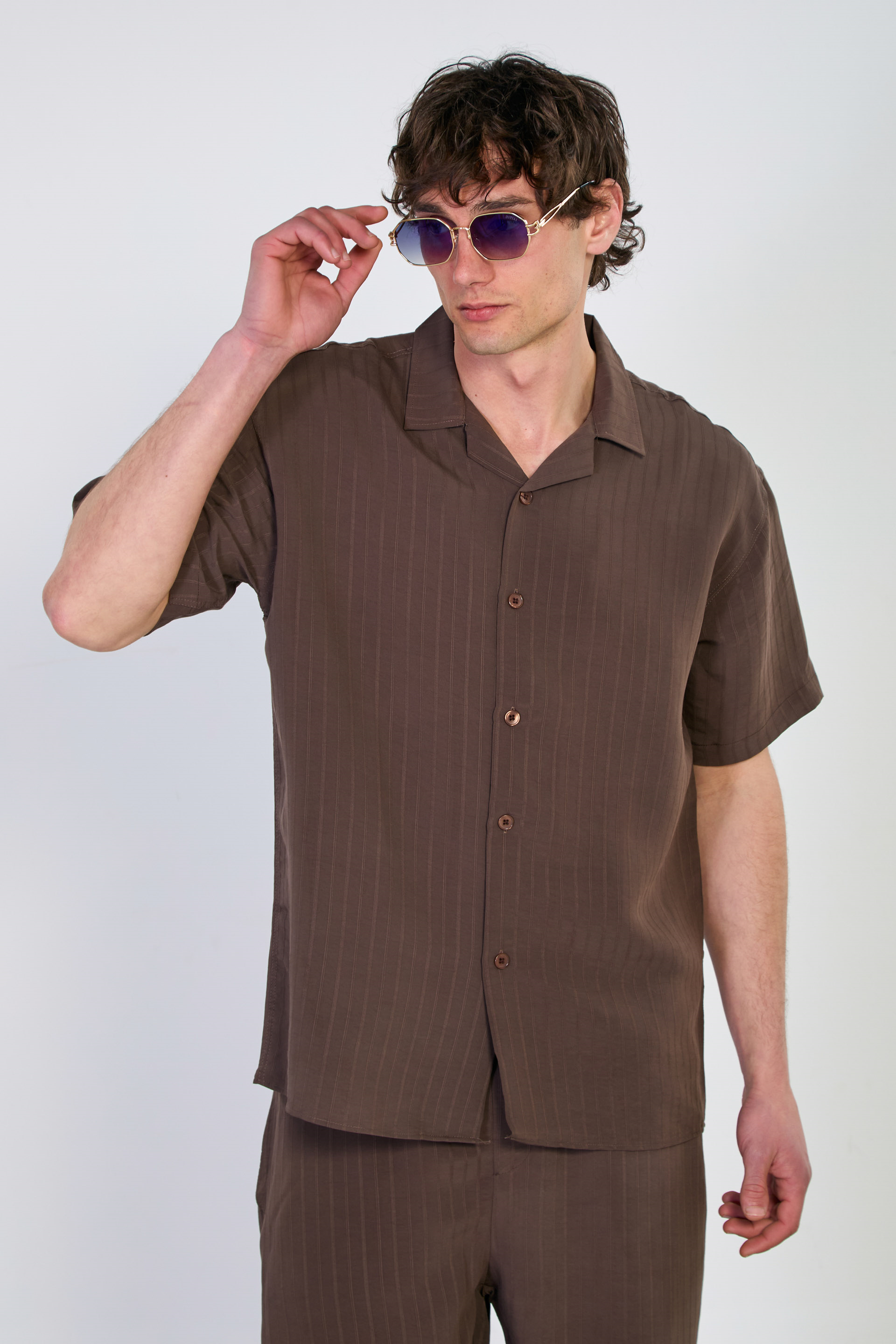 Çizgili bol kalıp kısa kollu gömlek-9166-111 Kahve