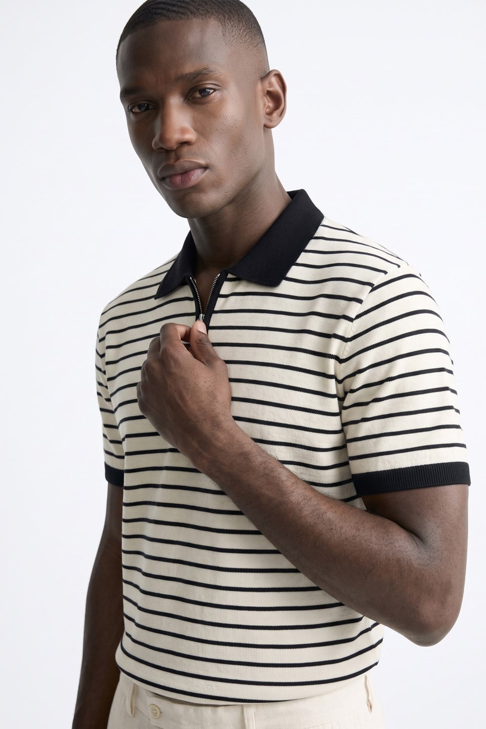 Erkek Çizgili Polo Yaka Yarım Fermuarlı T-Shirt - Siyah