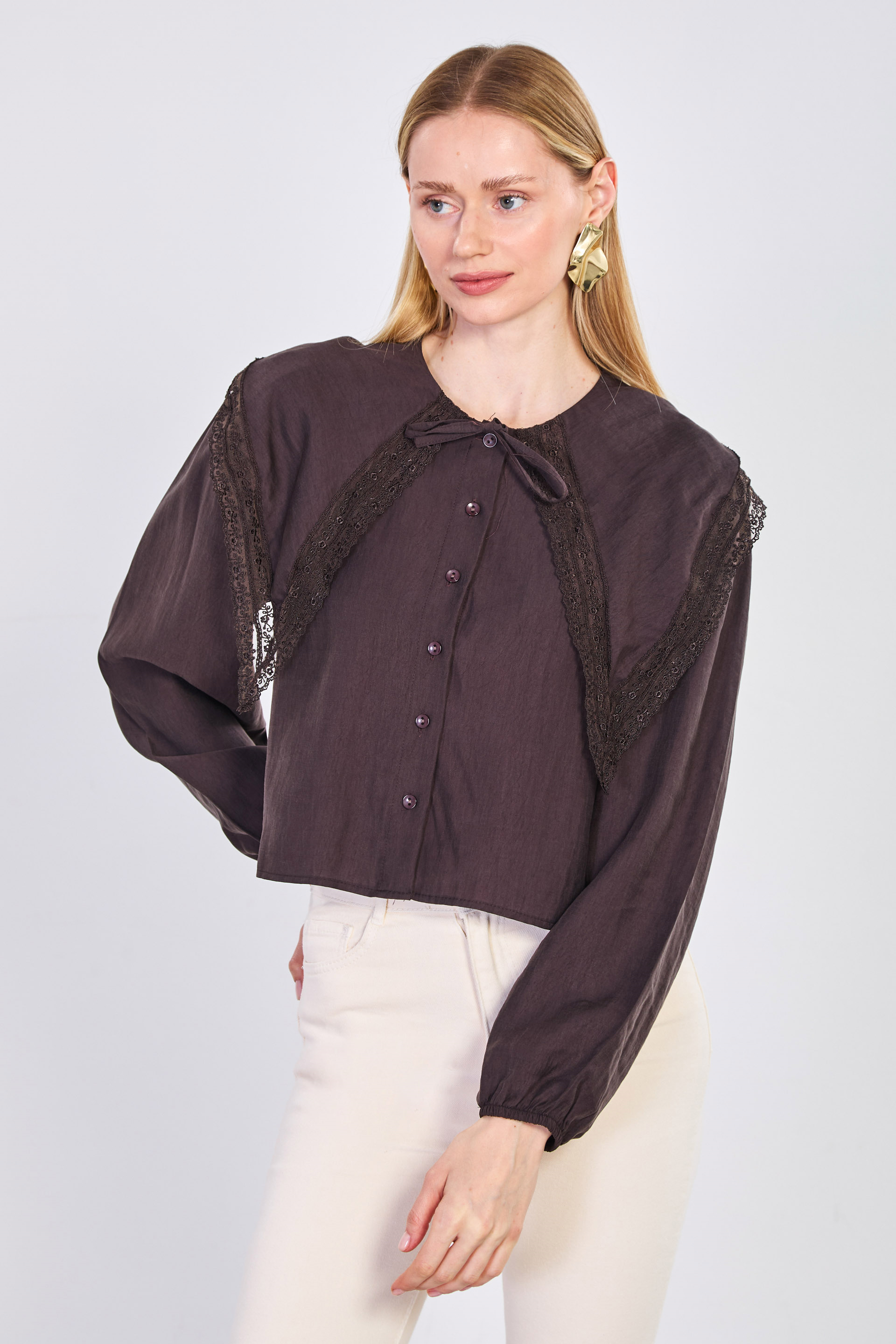 Kadın Yaka Dantelli Gömlek - Acı Kahve