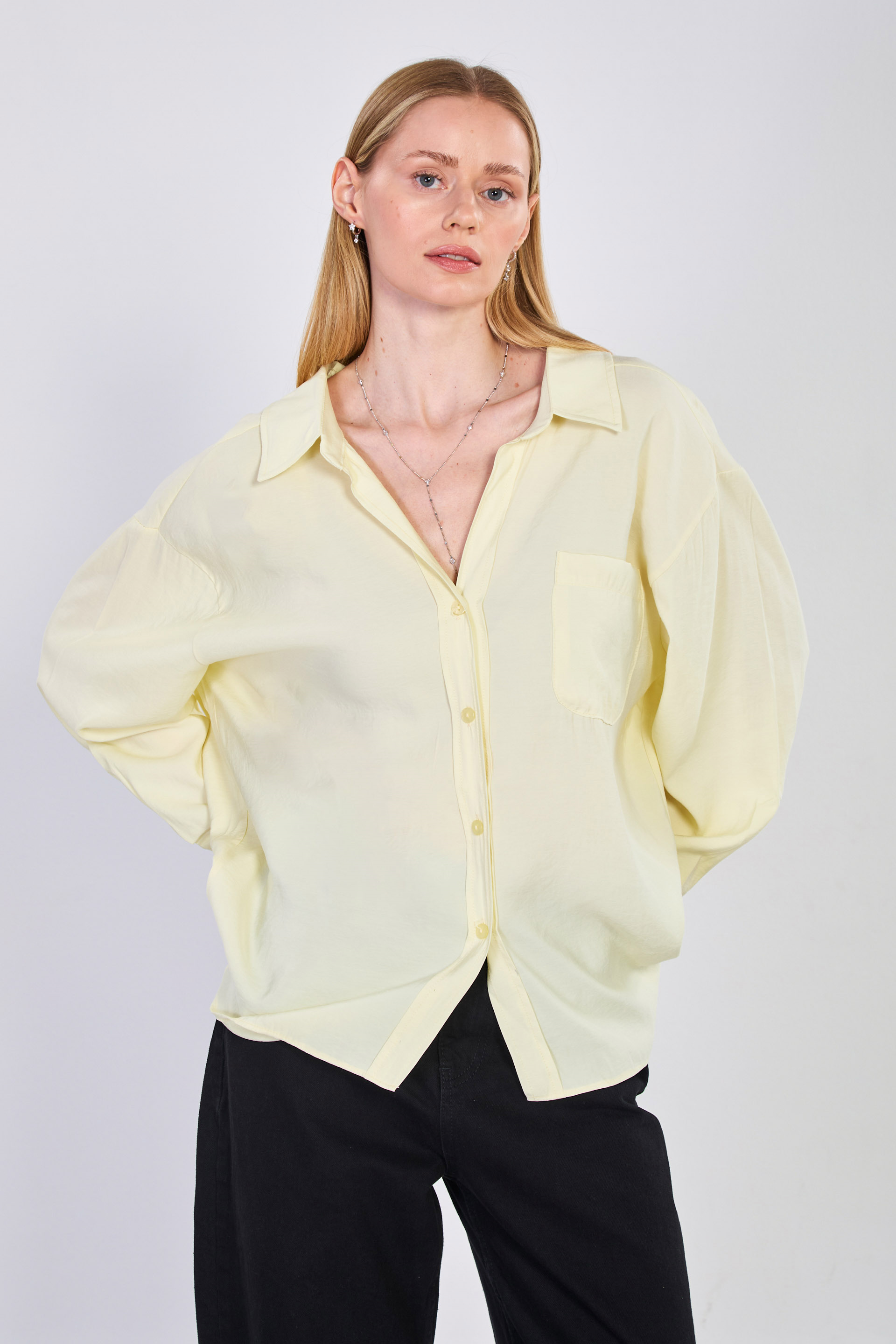 Kadın Tek Cepli V Yaka Gömlek - Sarı