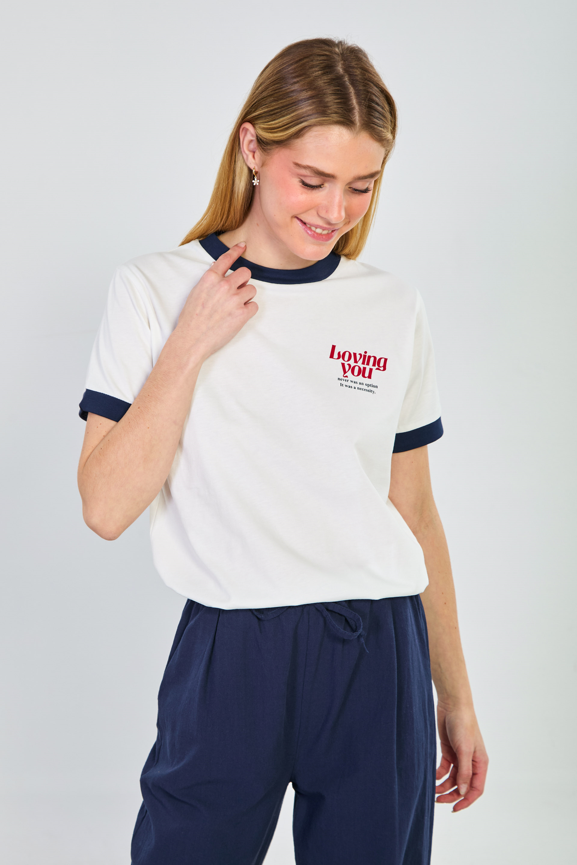 Kadın Loving You Yazılı Garnili T-Shirt - Ekru/Lacivert