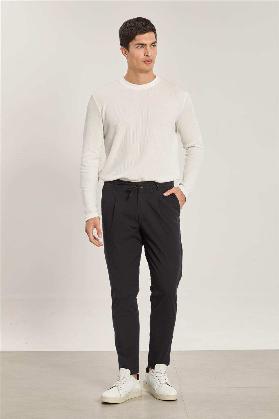 Erkek Çizgili Beli Lastikli Pantolon - Siyah