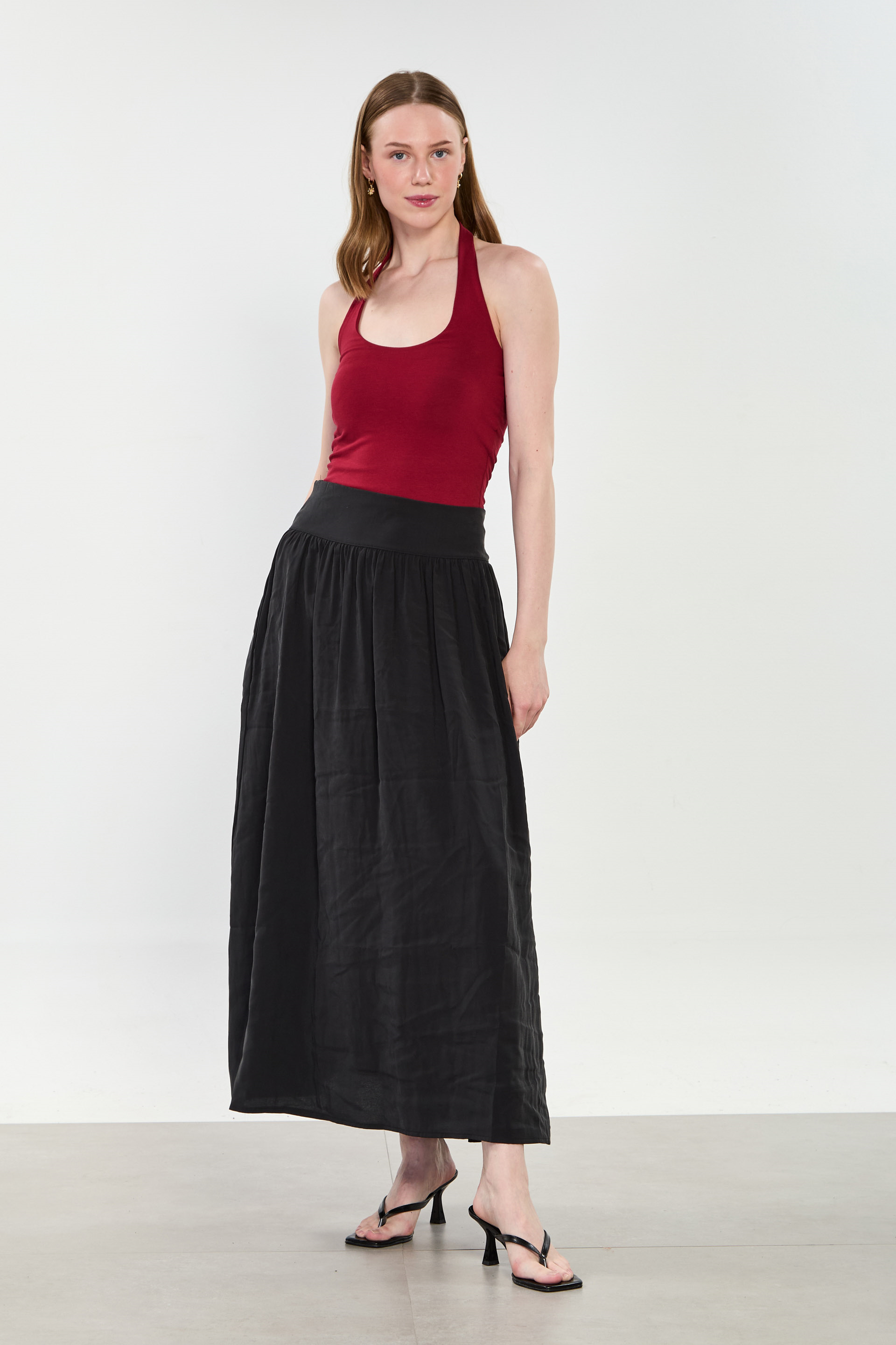 Kadın Beli Kalın Pileli Uzun Etek - Siyah