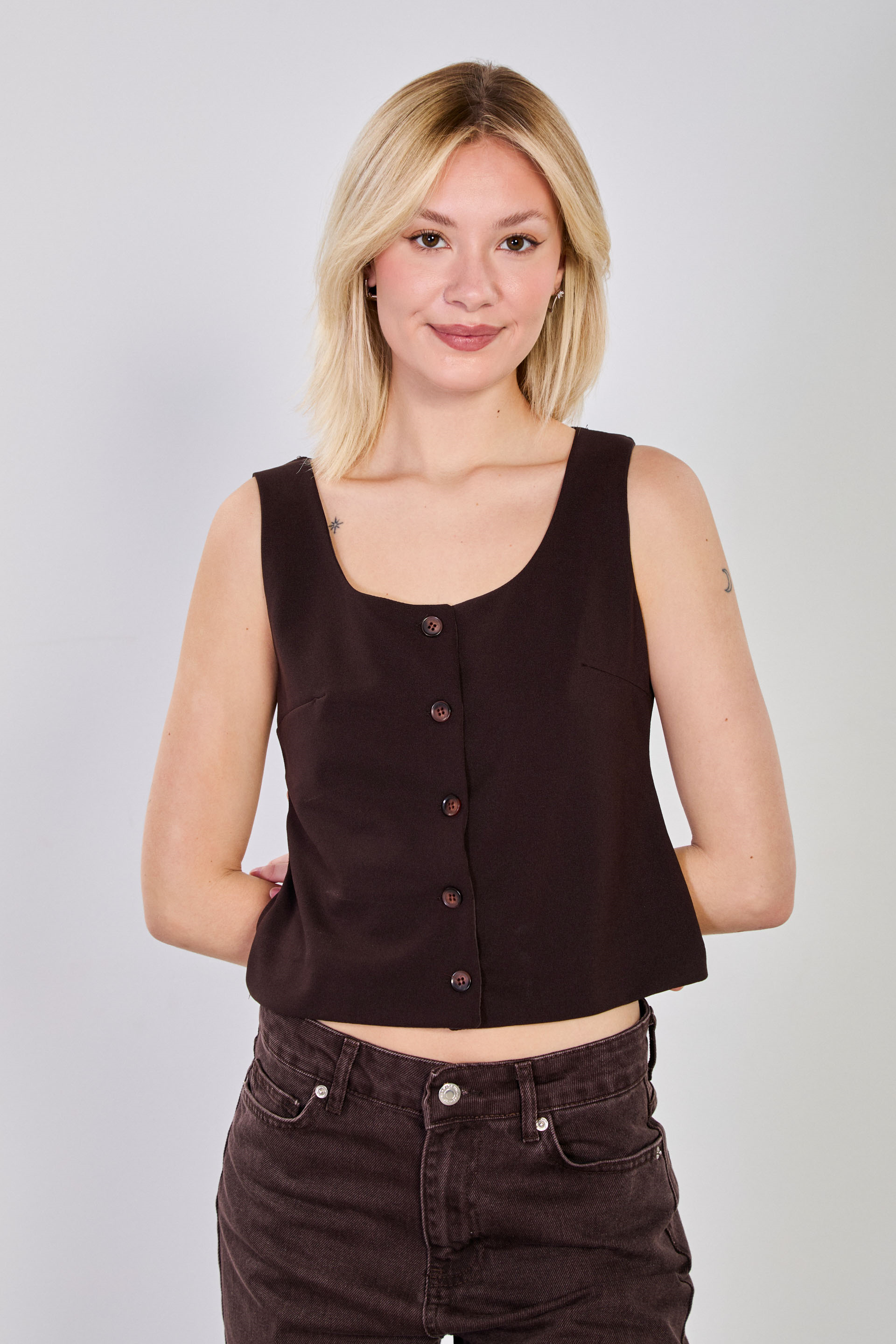 Kadın Düğmeli U Yaka Yelek - Acı Kahve